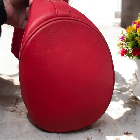 Yves Saint Laurent Stunning Red Vintage Bucket Crossbody Bag - Picture 9 of 12